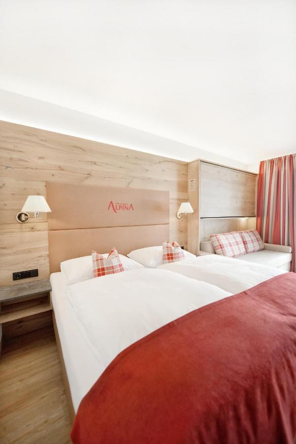 Hotel Alpina Superior Петной-ам-Арльберг Экстерьер фото