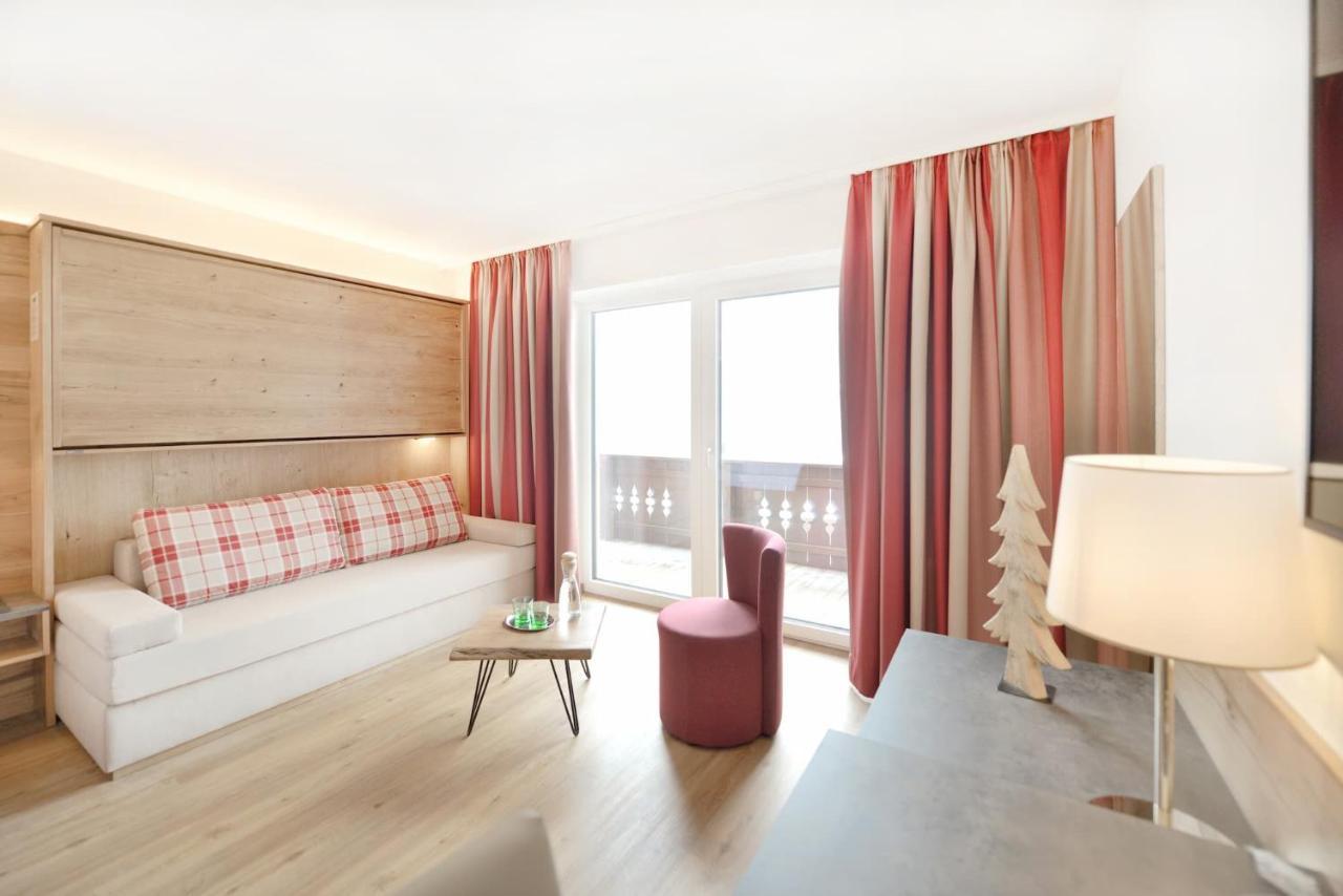Hotel Alpina Superior Петной-ам-Арльберг Экстерьер фото