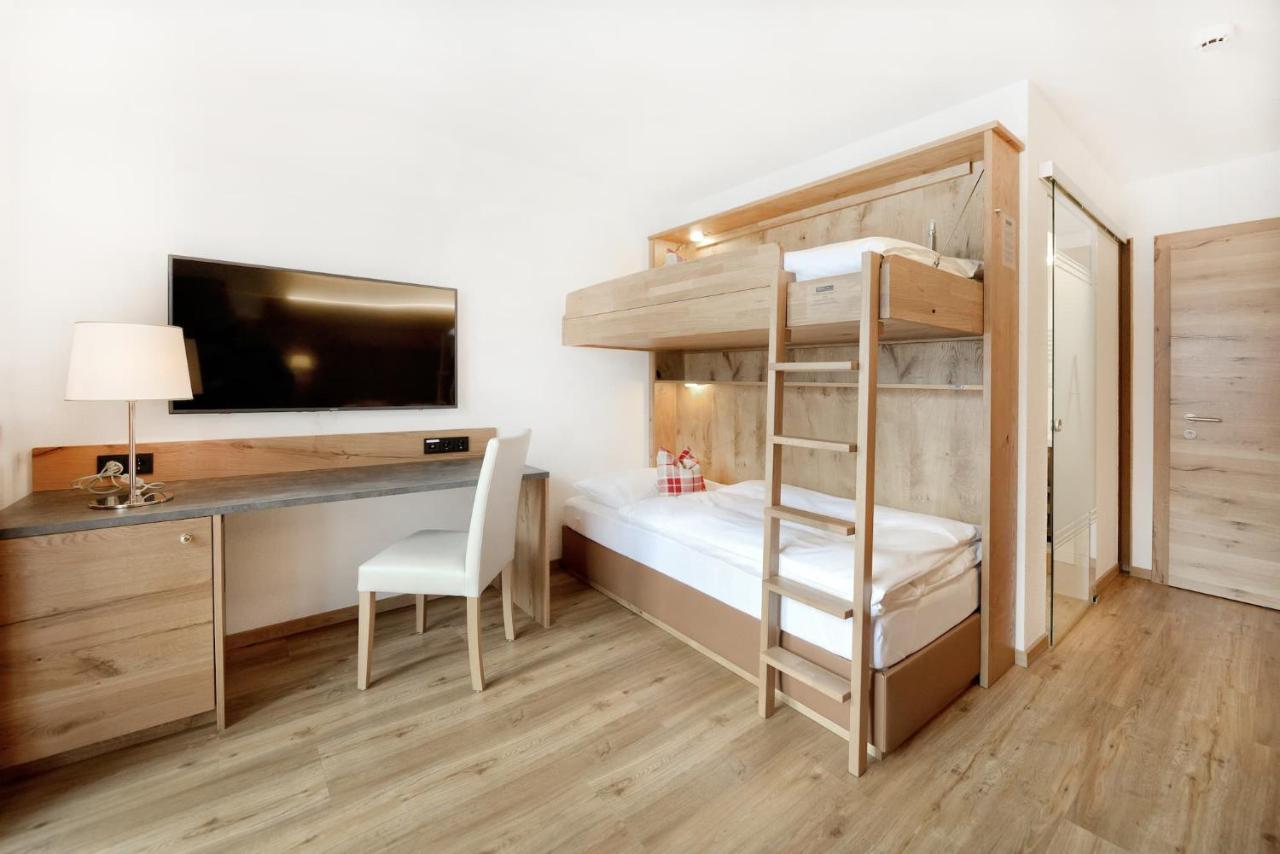 Hotel Alpina Superior Петной-ам-Арльберг Экстерьер фото