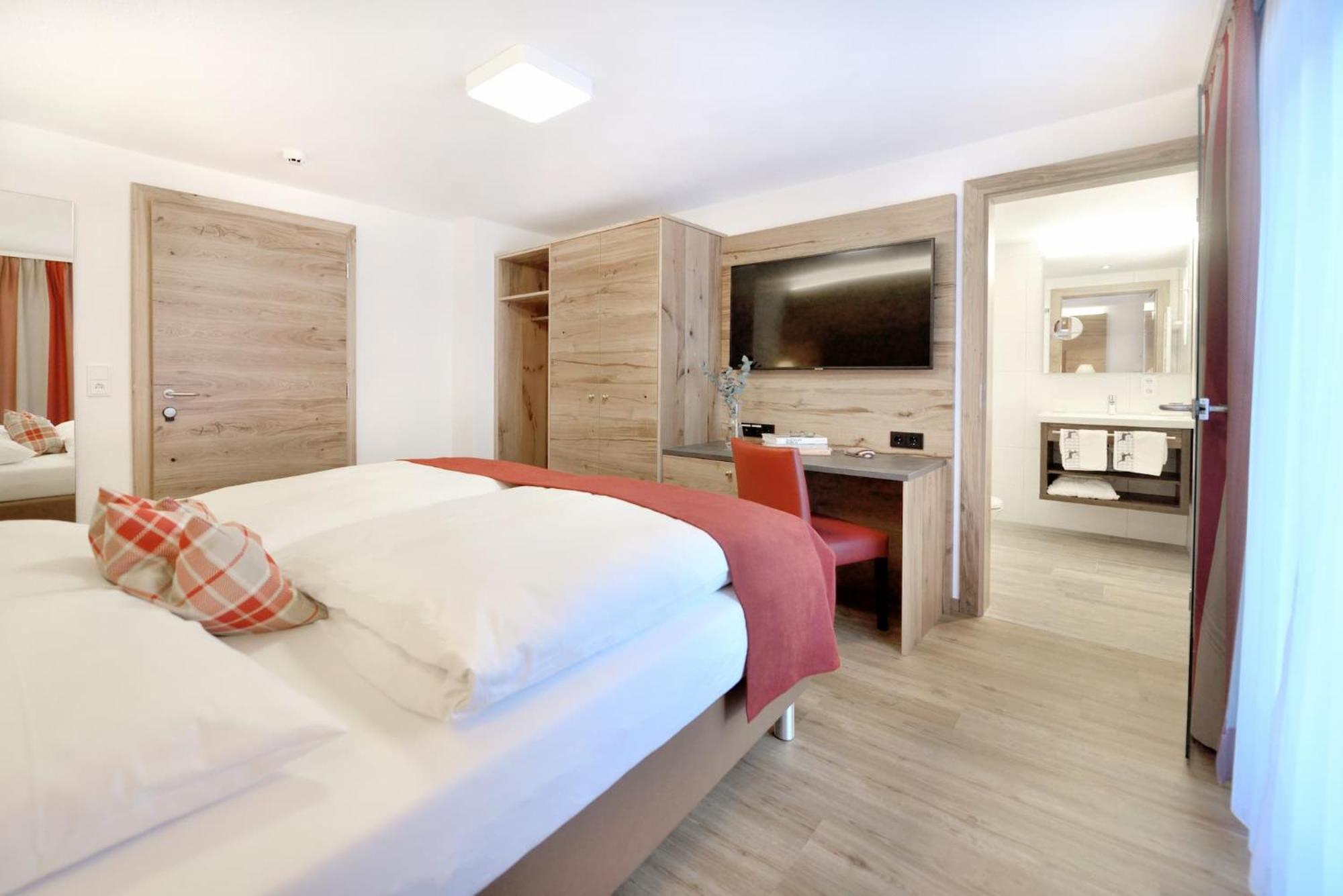 Hotel Alpina Superior Петной-ам-Арльберг Экстерьер фото